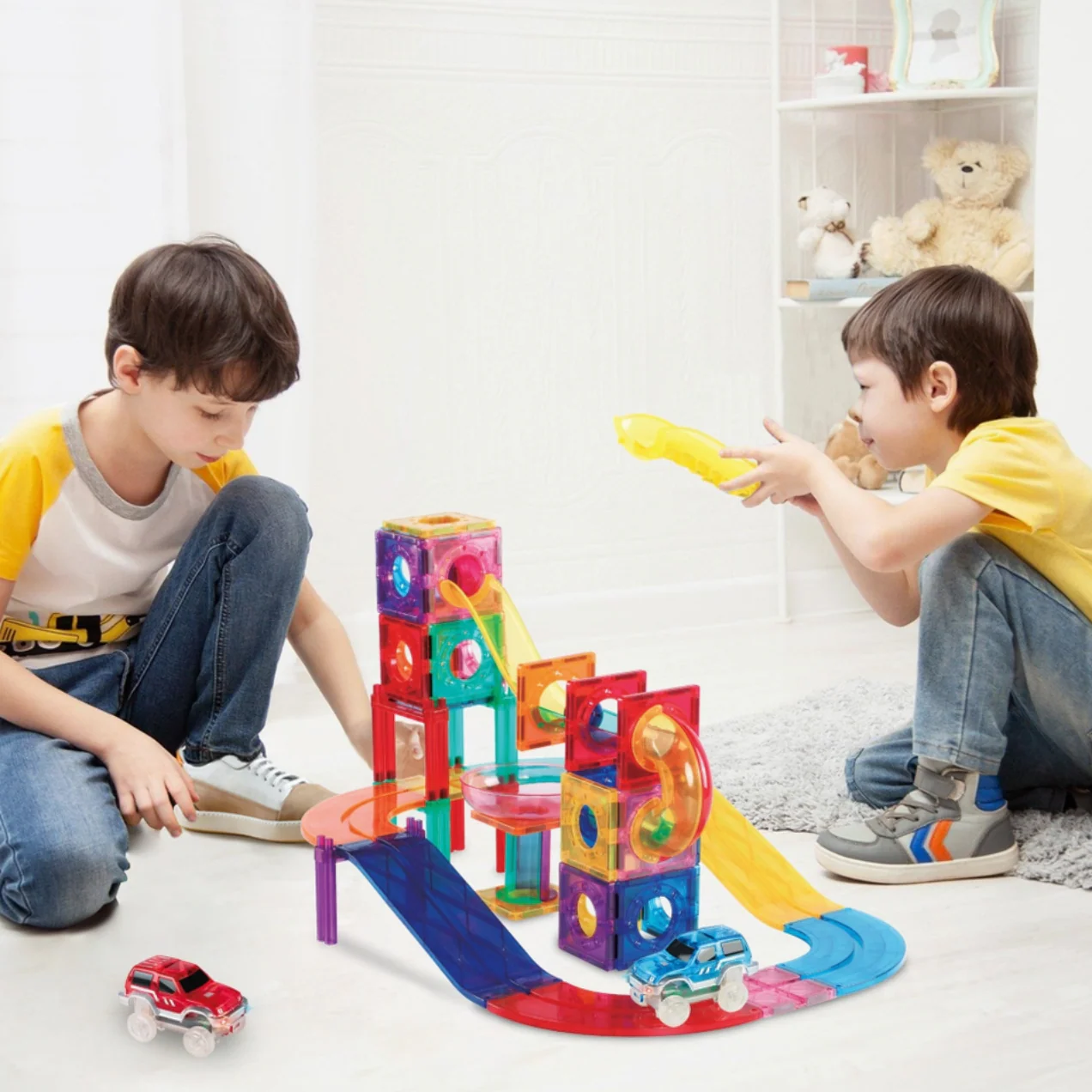 108 Piece 2-in-1 Magnetic Marble Run Set & Racing Track Set - Image 3