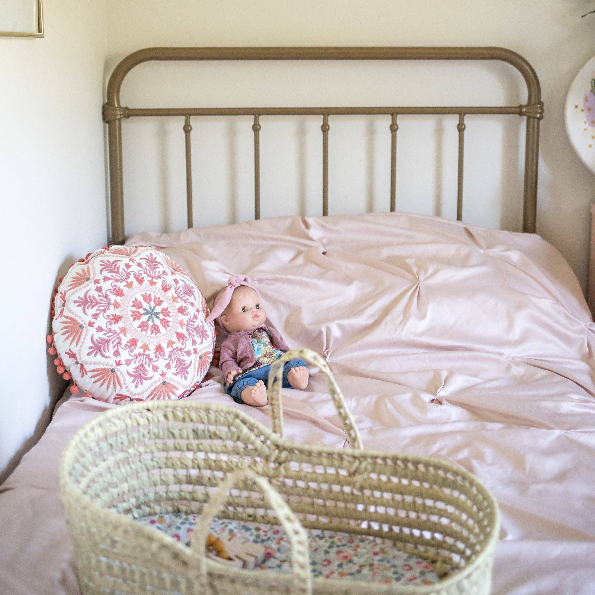 Baby Gordis - Rose in pajamas - Paola Reina - Image 2