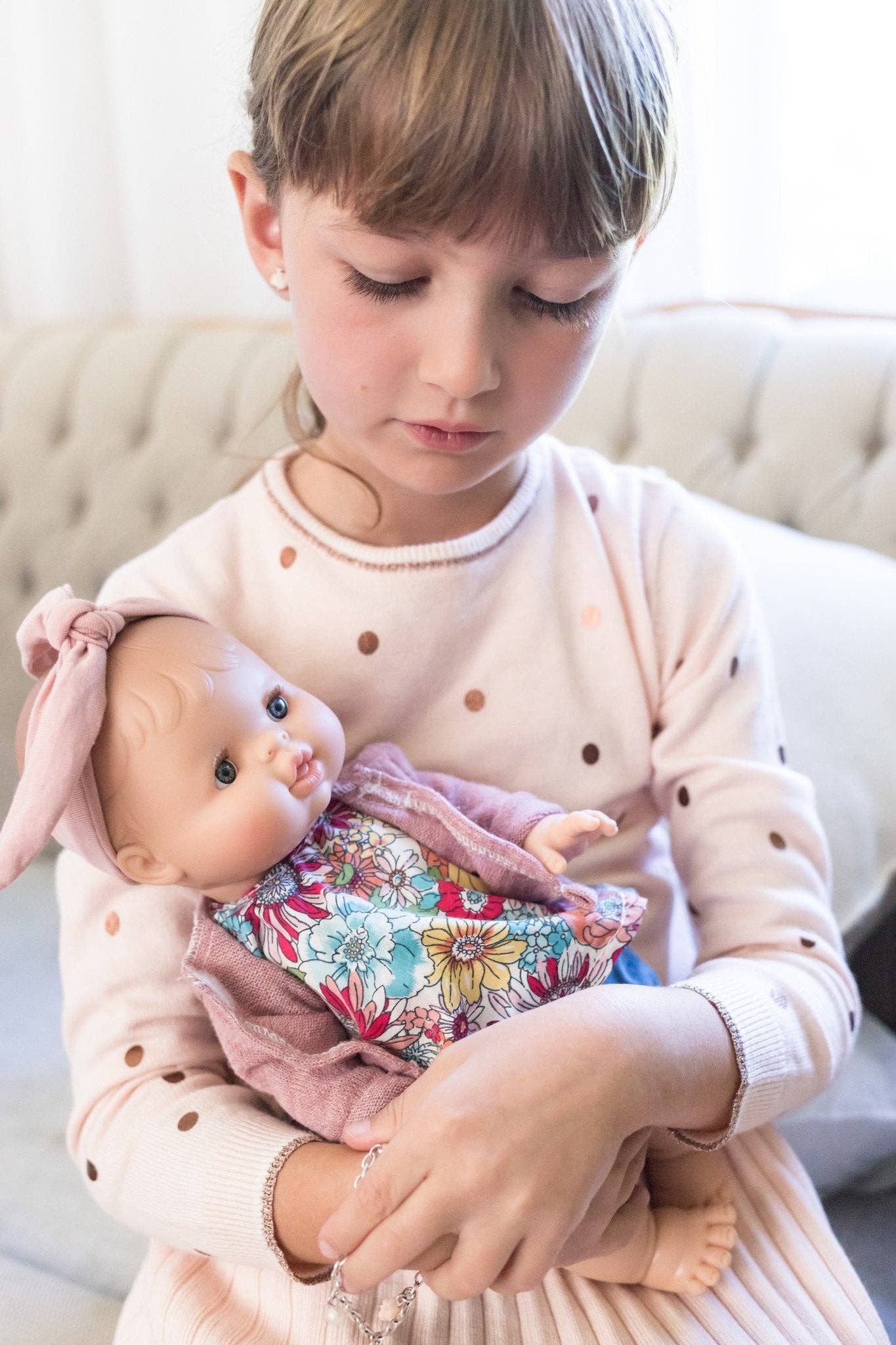 Baby Gordis - Rose in pajamas - Paola Reina - Image 3