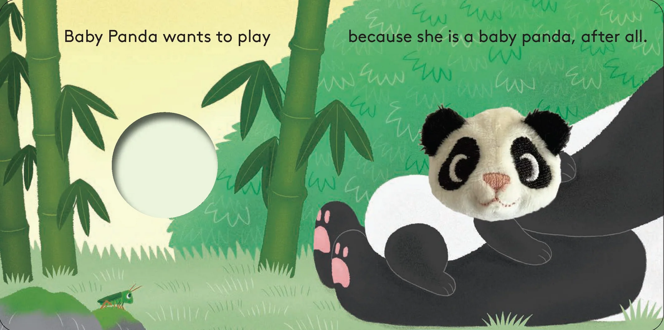 Baby Panda: Finger Puppet Book - Image 3