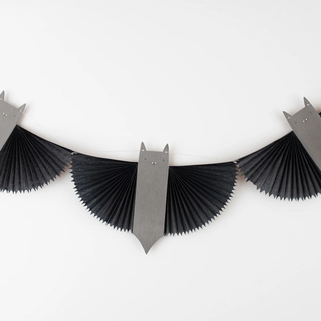 Bat Garland - Image 2