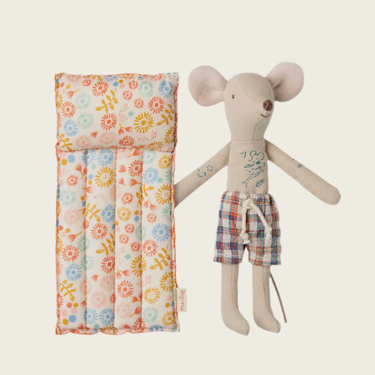 Beach mouse with air mattress for Dad - Flower