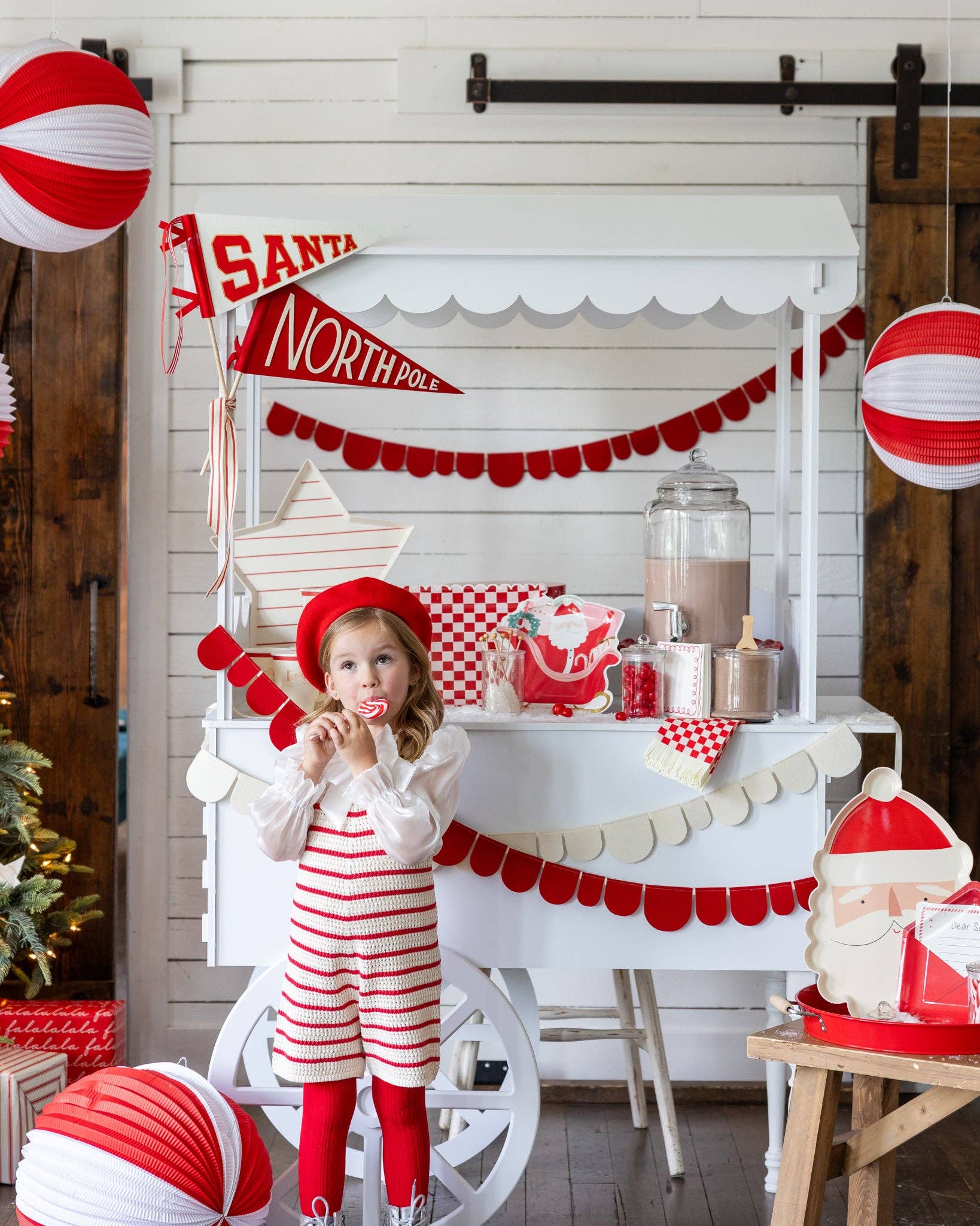 Red and Cream Accordion Paper Lanterns (3pk) - Image 5
