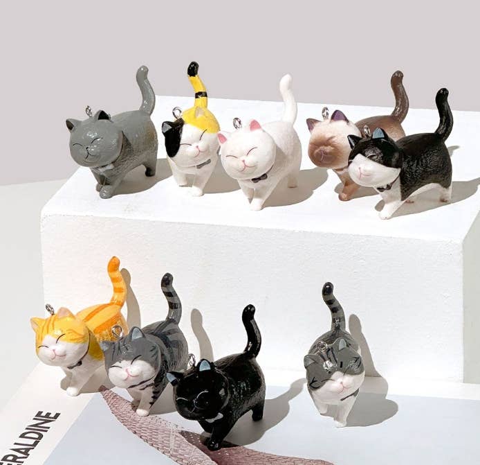 Best Friend Cat Figure Collectable Keyring -Random Box - Image 4