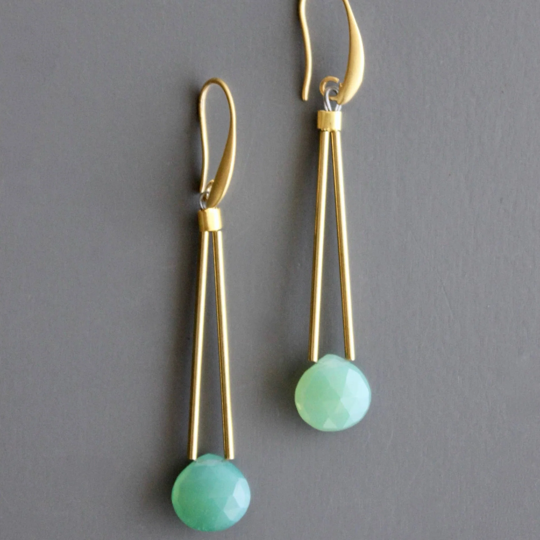 Green onyx geometric earrings
