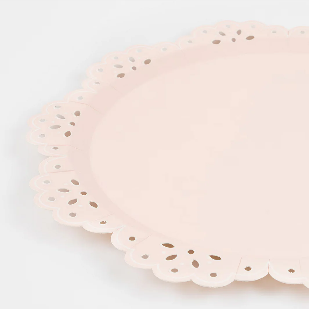 Broderie Anglaise Lace Multi Dinner Plates (x8) - Image 2