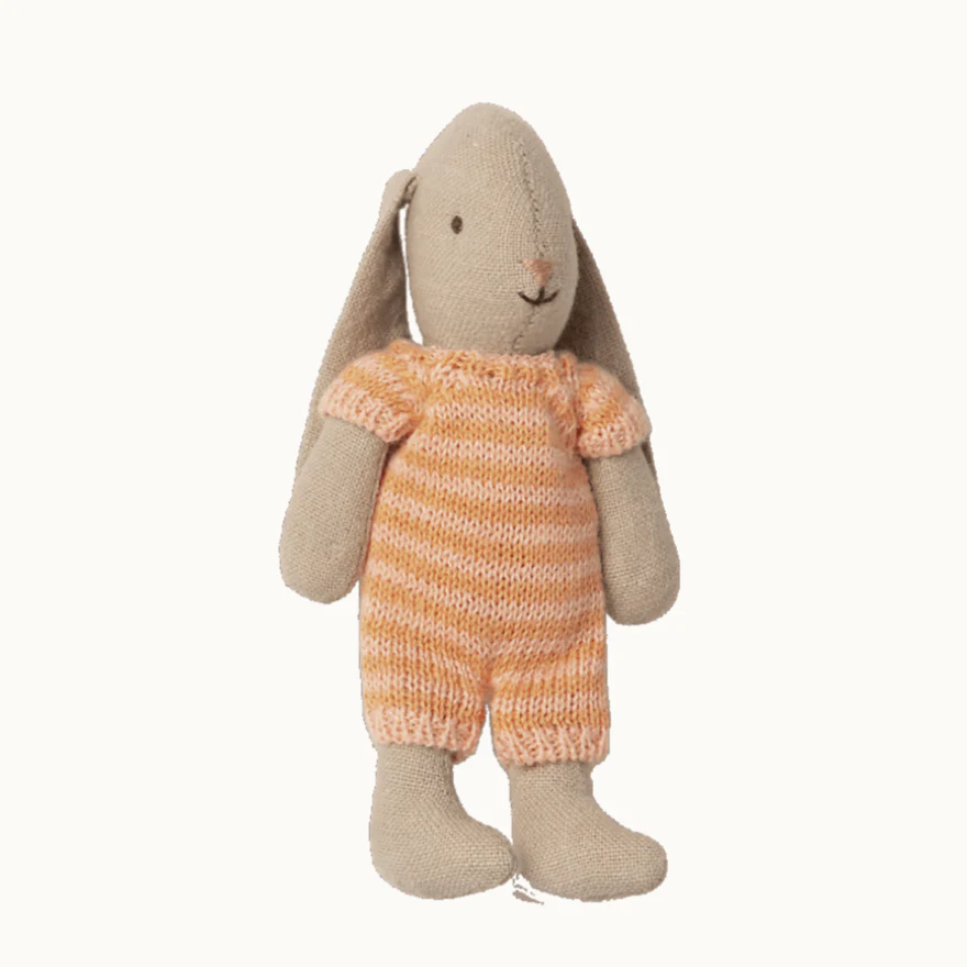 Bunny in Knitted Suit -micro - Image 2