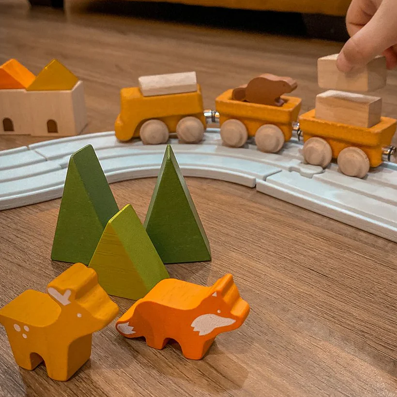 Cargo Train - Image 4