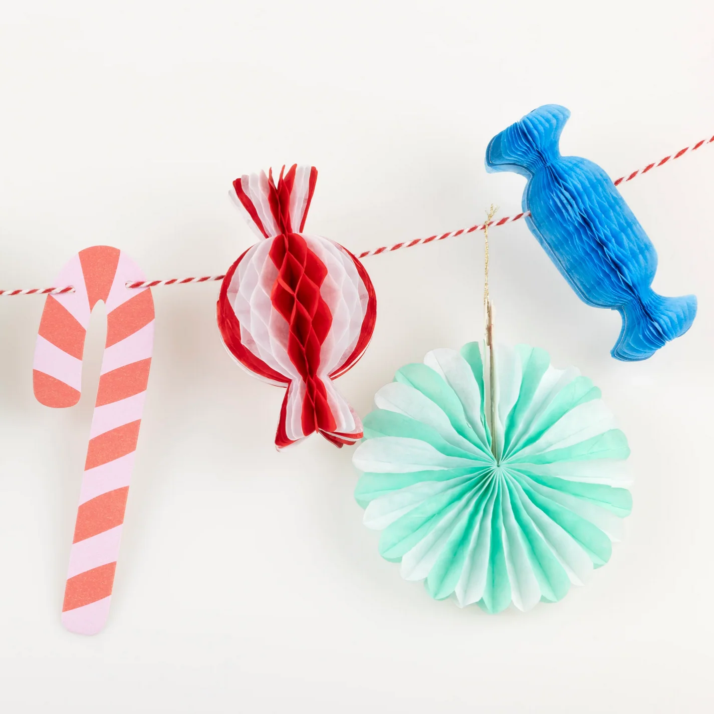 Christmas Candy Mini Honeycomb Garland - Image 3