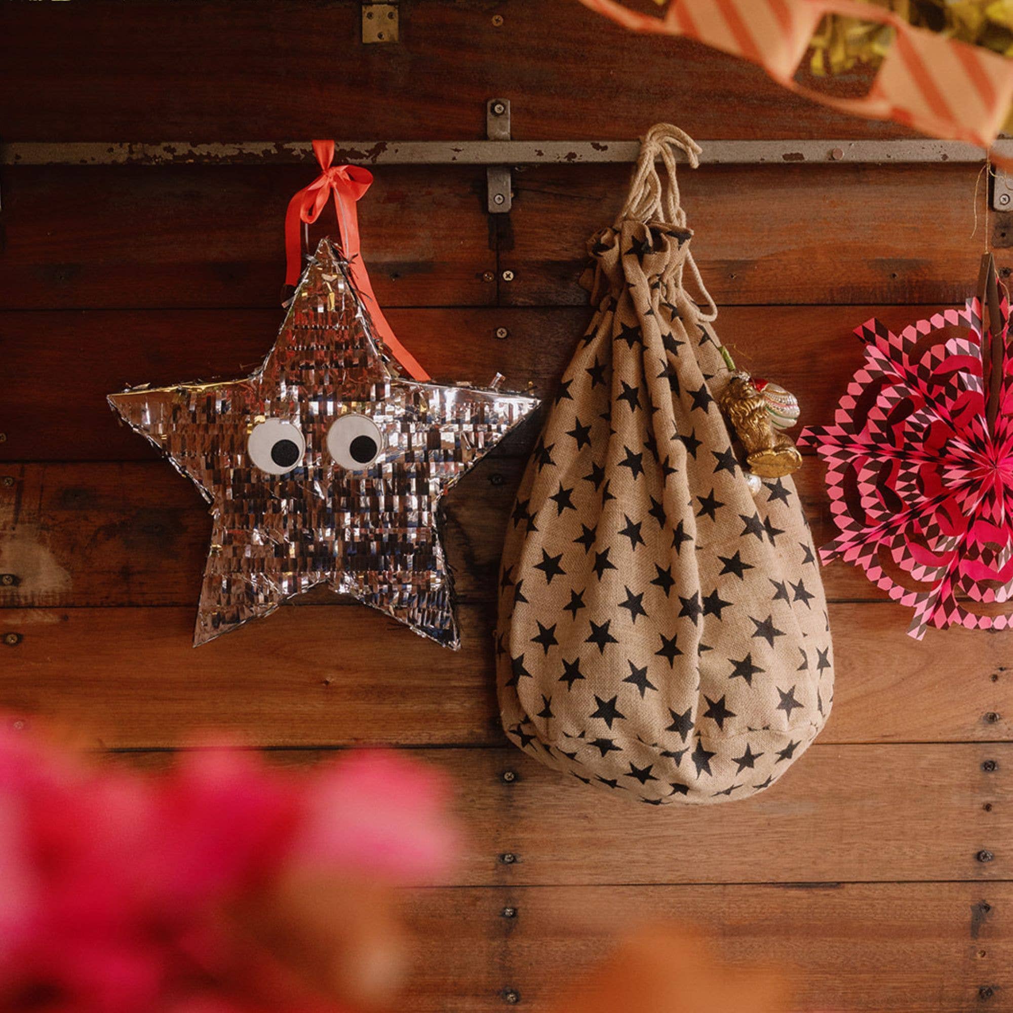 Christmas Star Sack -Black - Image 2