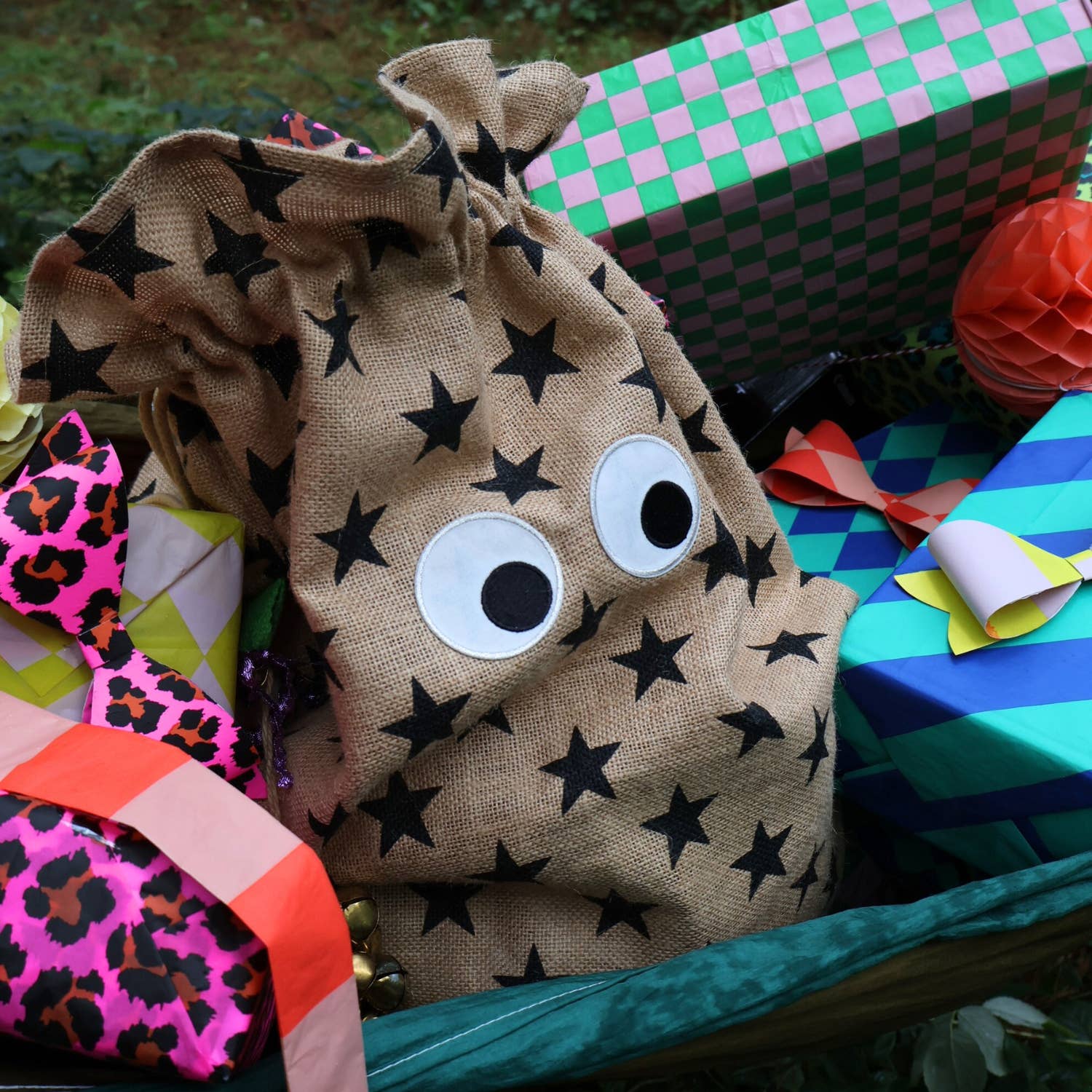 Christmas Star Sack with Googly Eyes - Image 5