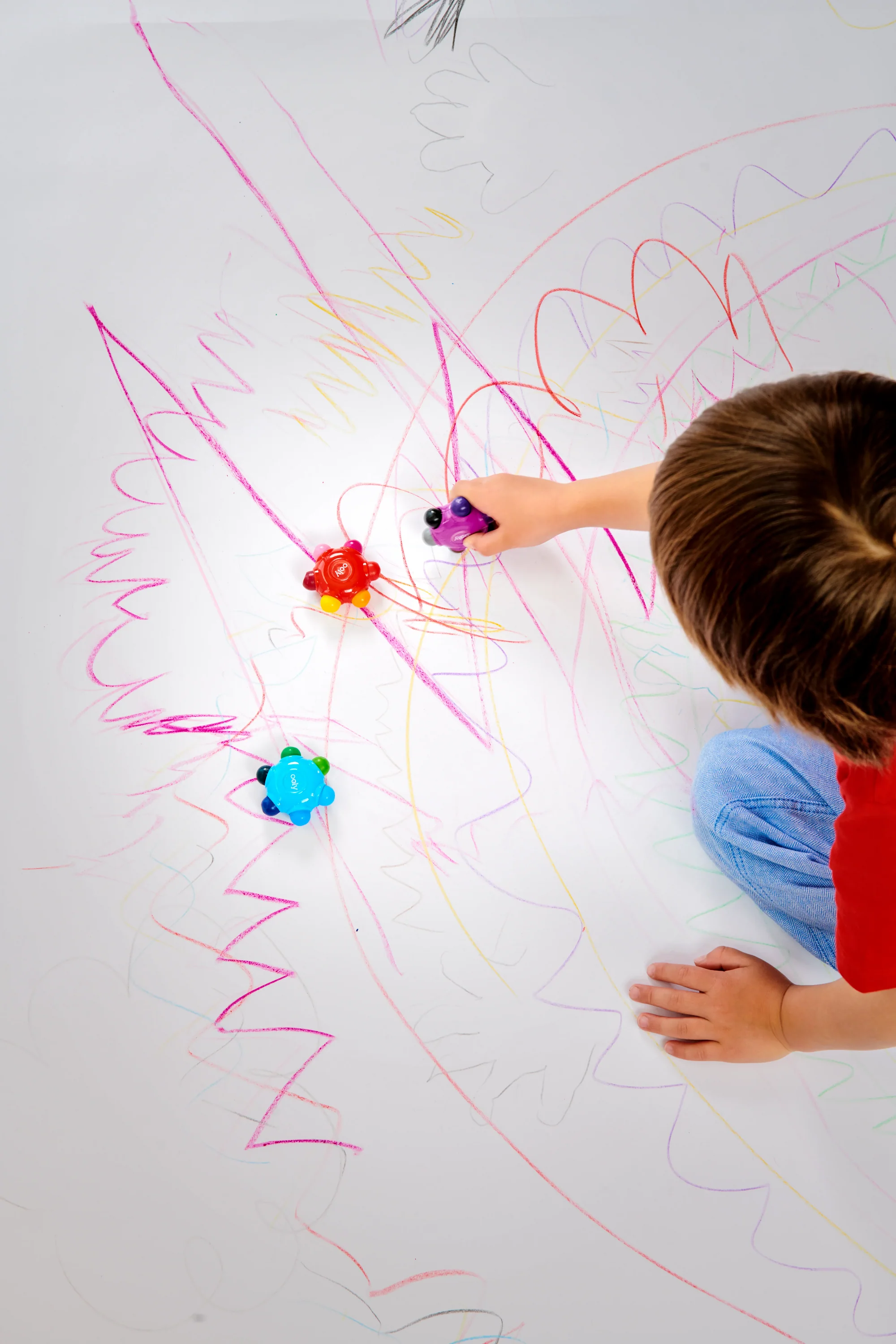 Color Burst: Grip Crayons (Set of 3 with 18 Classic Colors) - Image 7