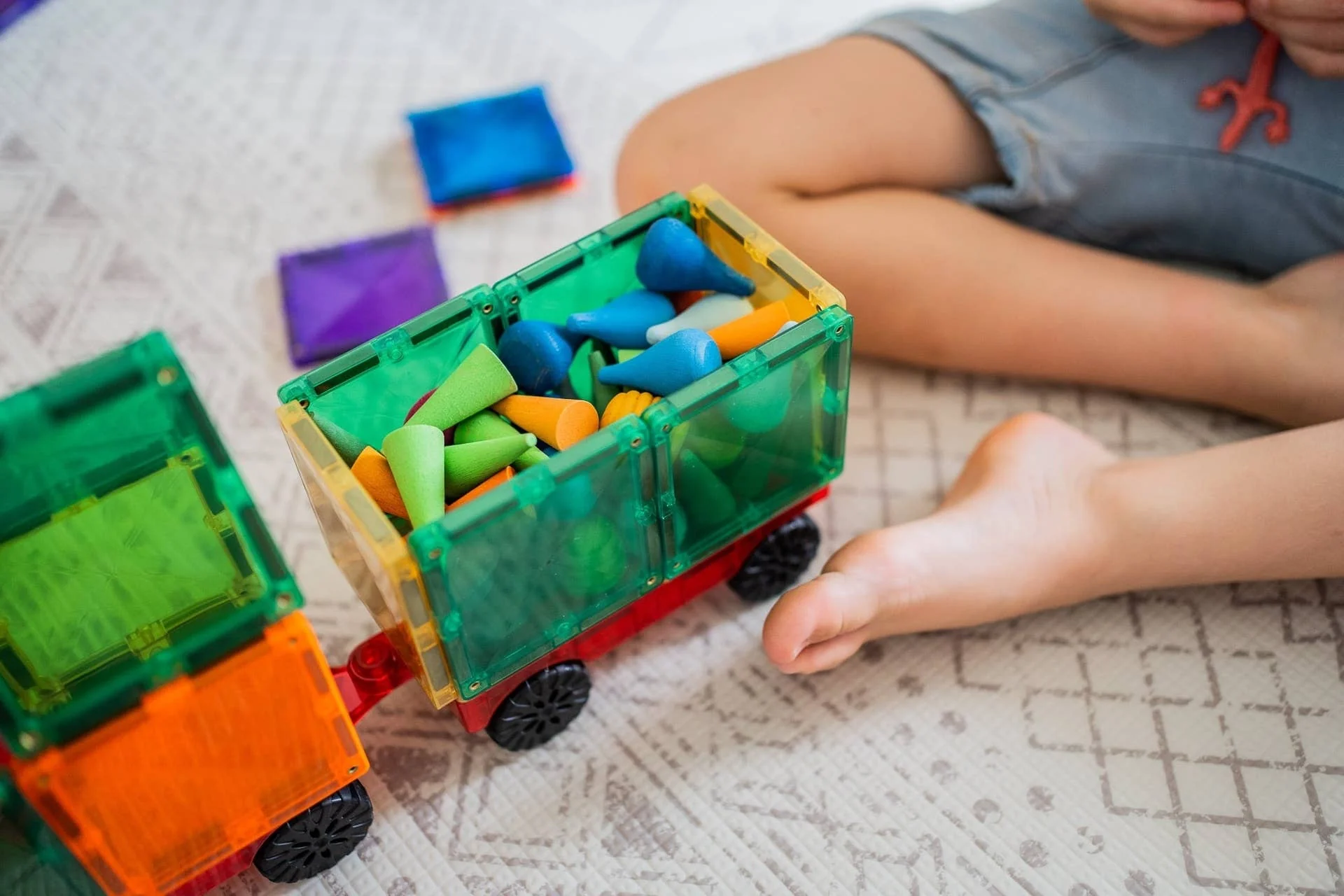 CONNETIX Rainbow Motion Pack - 24 Pieces - Image 9
