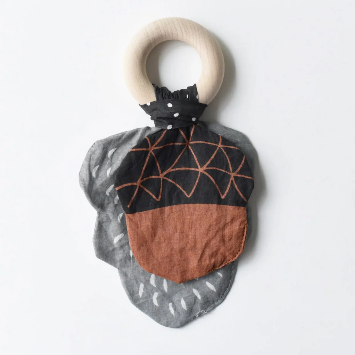Organic Crinkle Teether - Acorn - Image 2