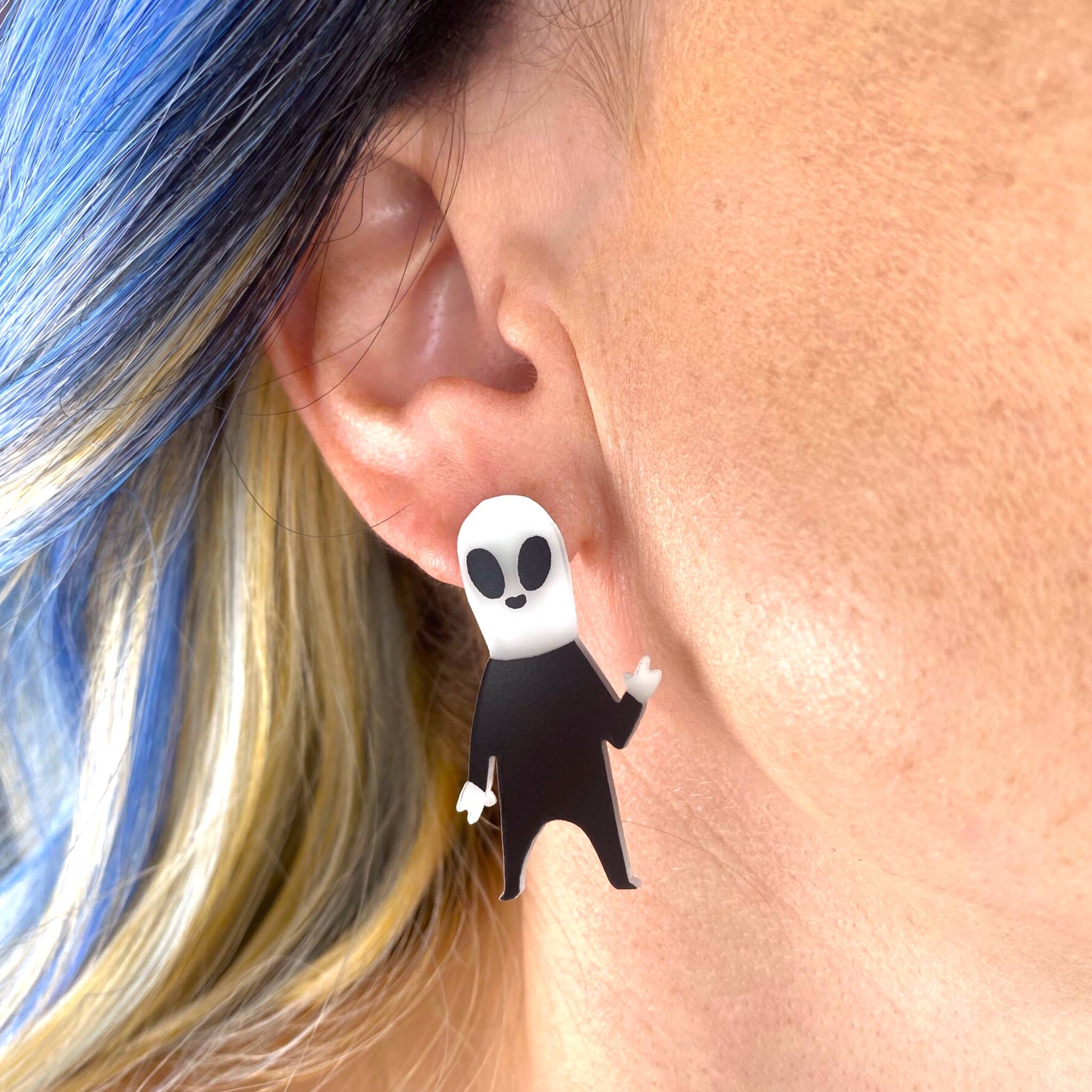 Cryptid Club Alien Earrings (Glows in the dark!) - Image 5