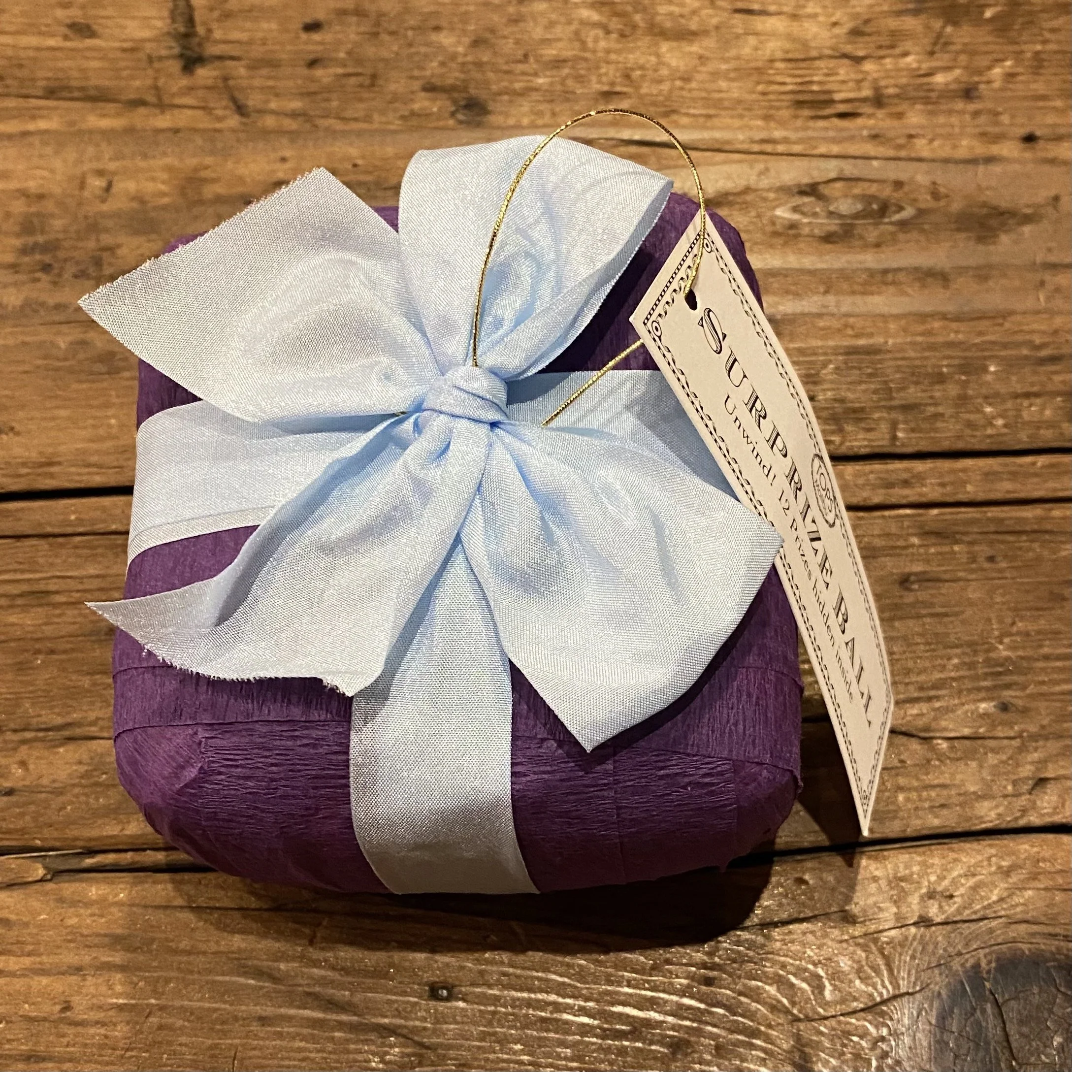 Deluxe Surprize Ball Gift Box Brite - Image 3