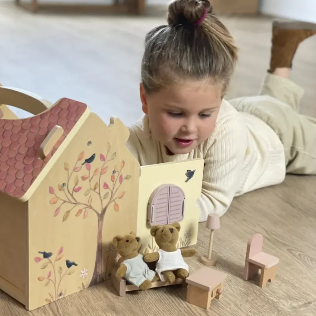 DOLL HOUSE WITH BEARS - Image 5