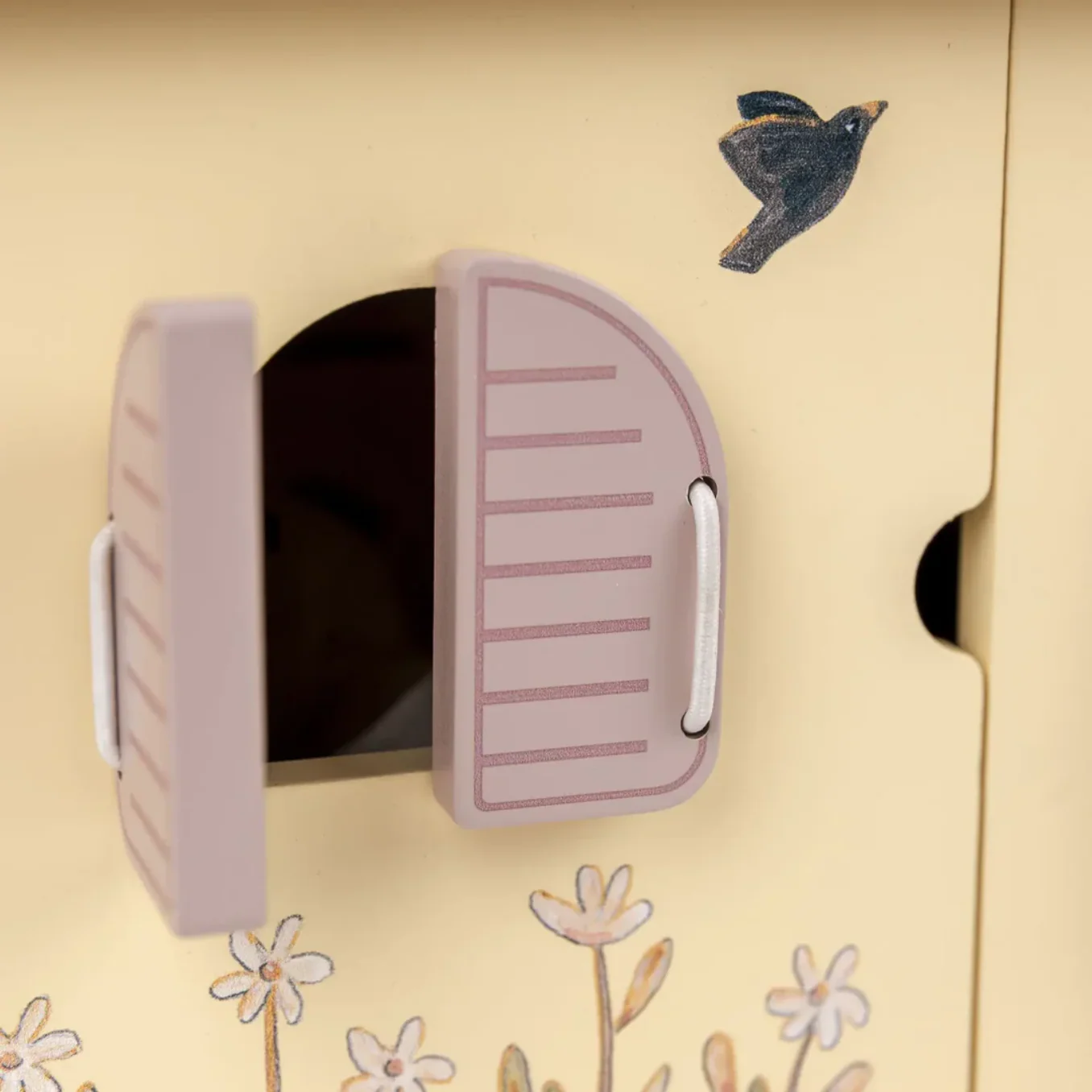 DOLL HOUSE WITH BEARS - Image 8