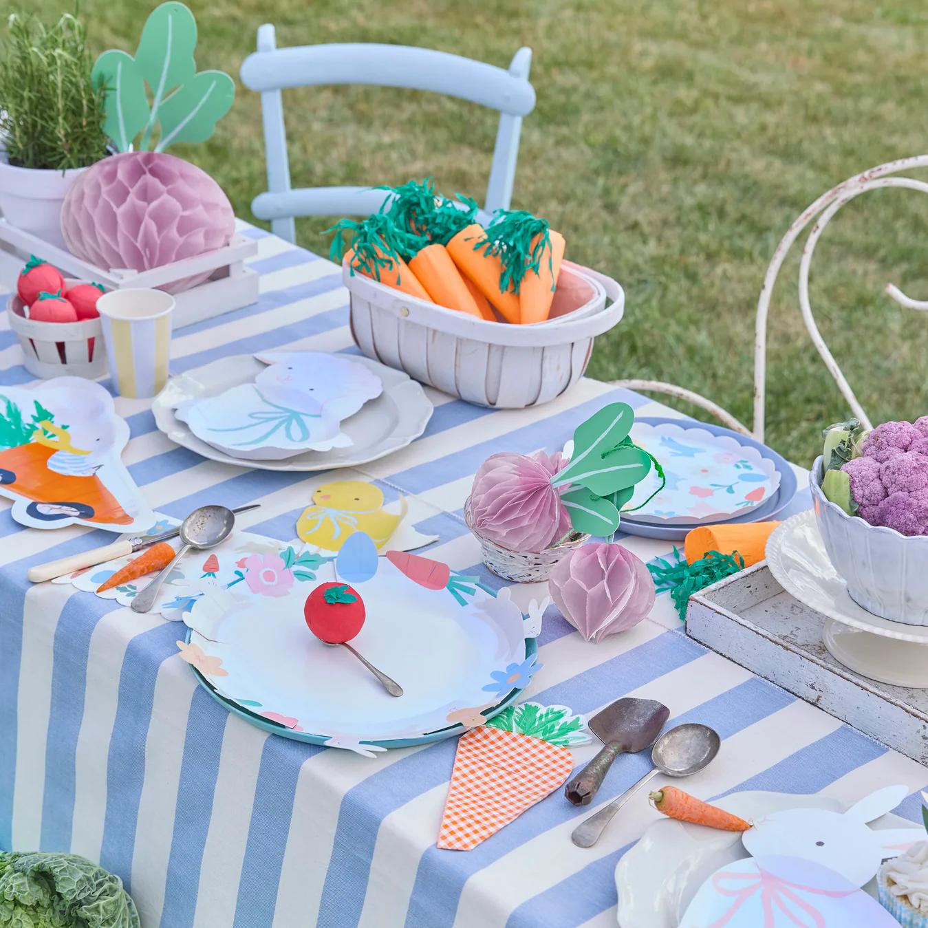 Easter Icons Edged Dinner Plates - Image 2