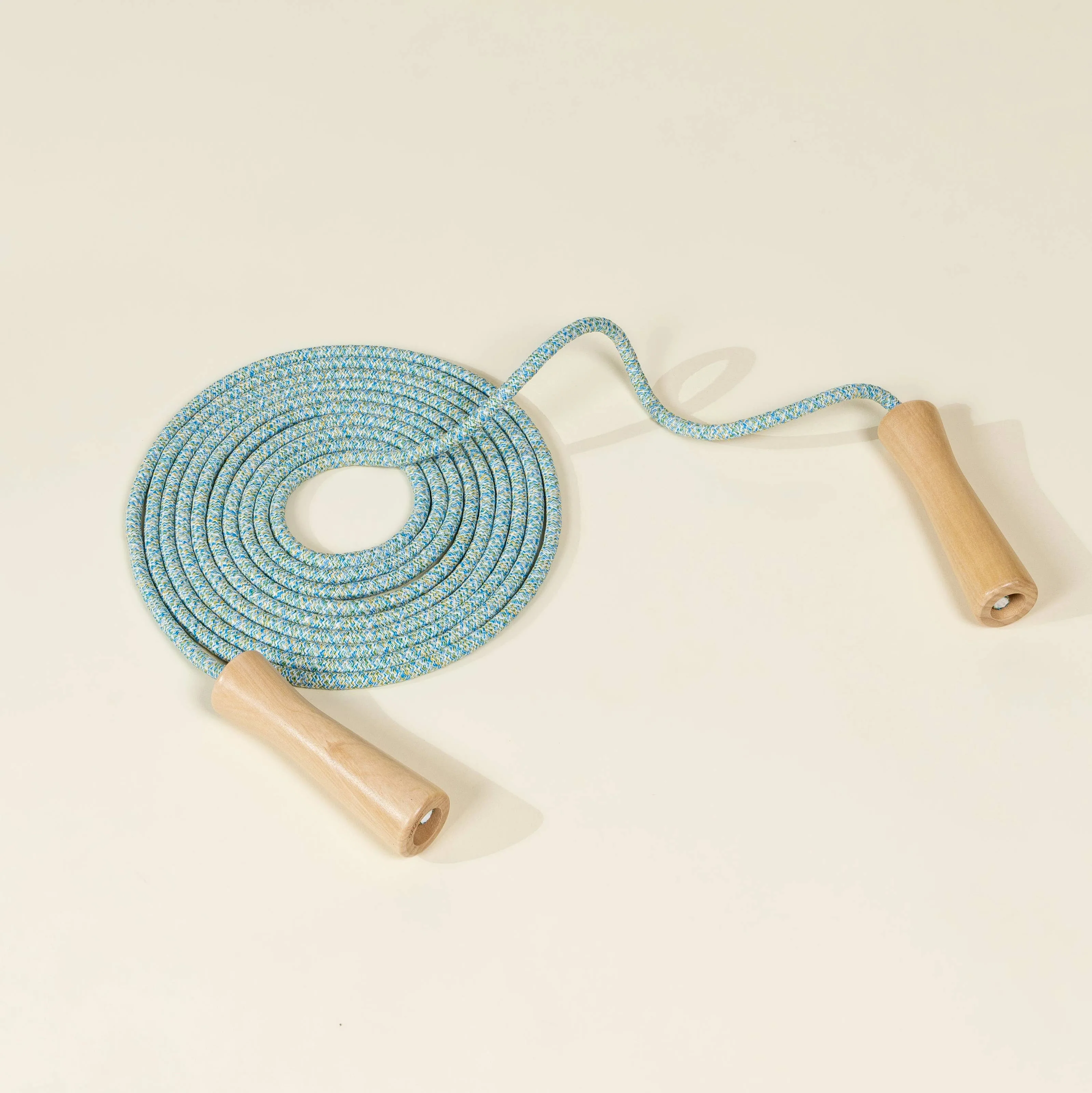 Extra-Long Wooden Handle Skipping Rope – Ocean Twist - Image 3