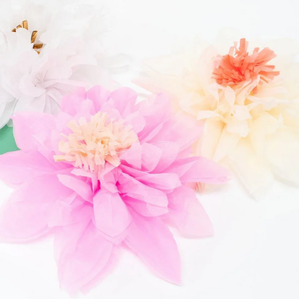 Flower Garden Giant Garland - Image 5