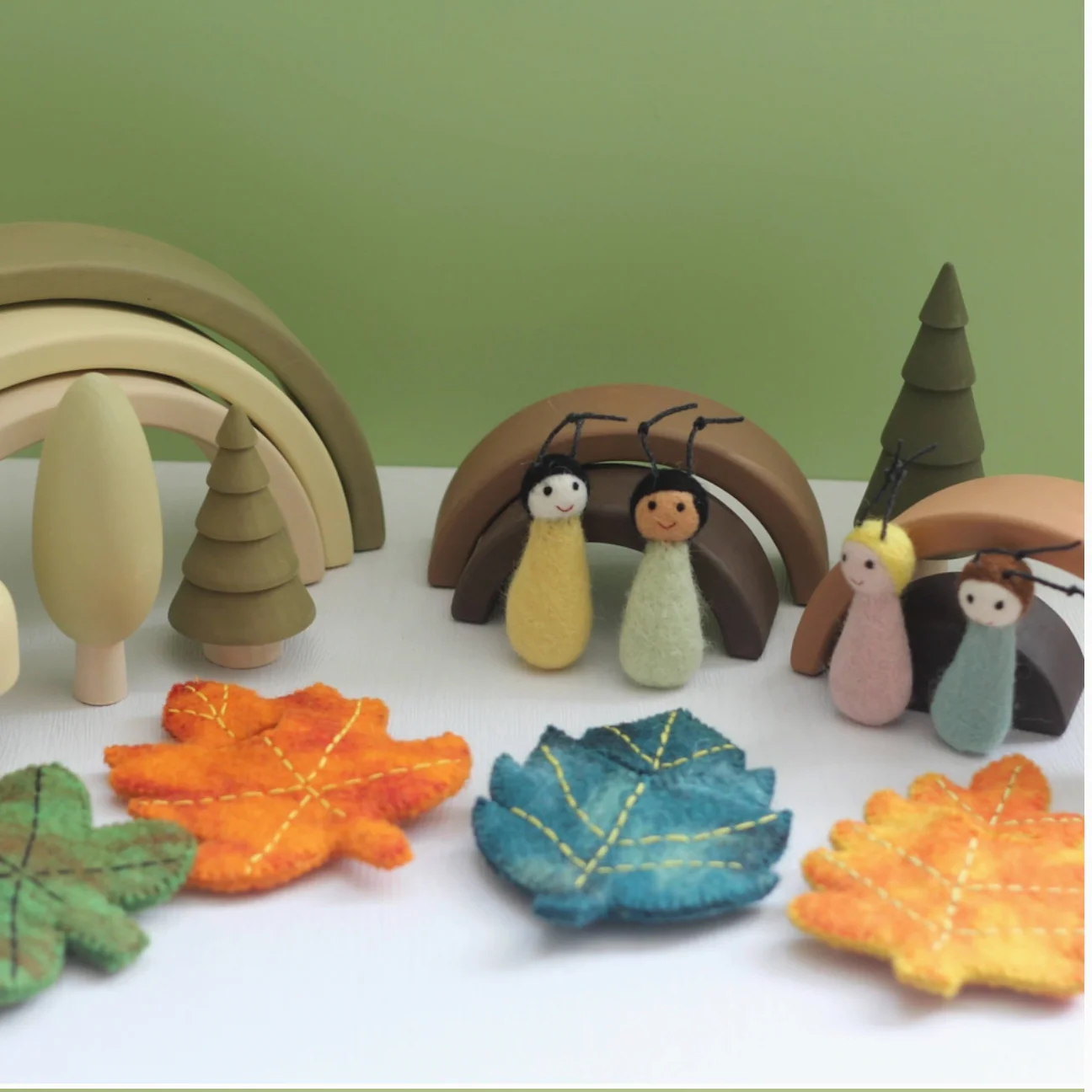 Four Seasons Leaf Baby Set - Image 3