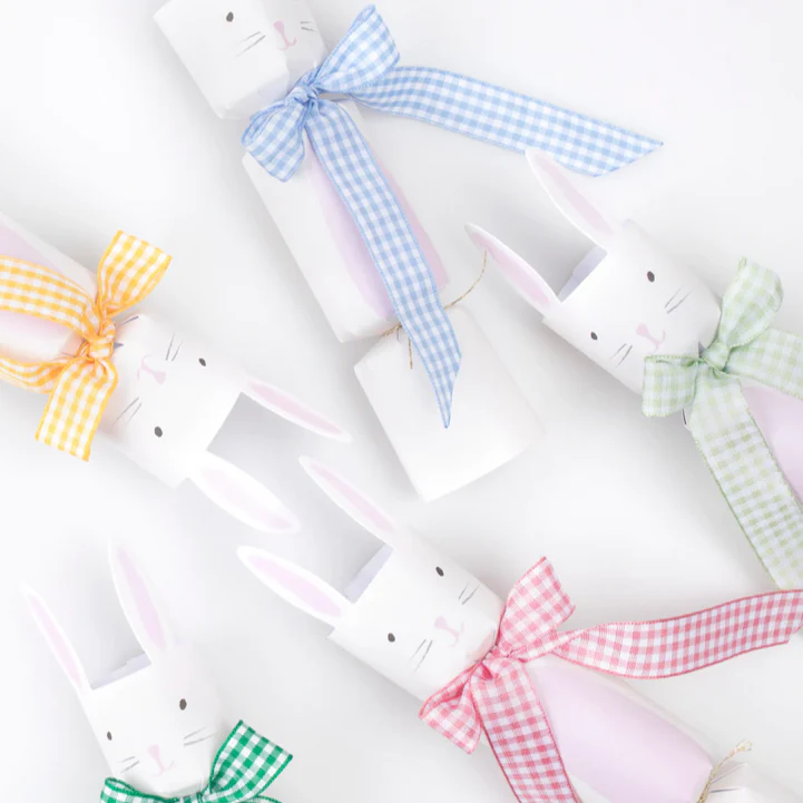 Gingham Bow Bunny Crackers - Image 3