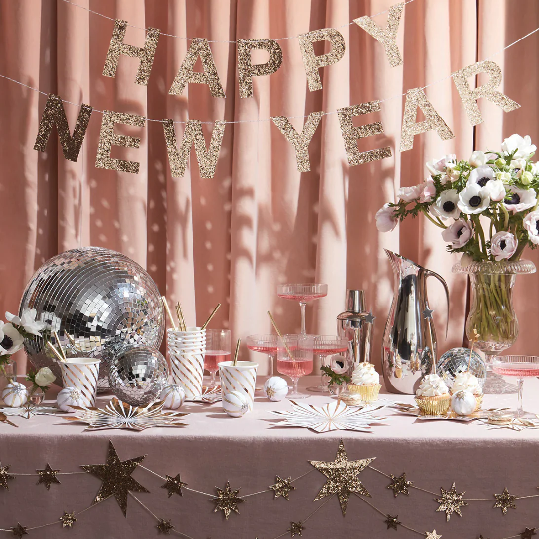Gold Glitter Happy New Year Garland - Image 2