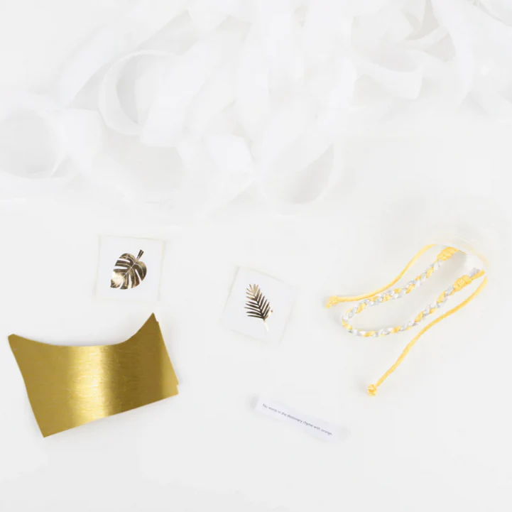 Gold & Silver Surprise Balls (6pk) - Image 2