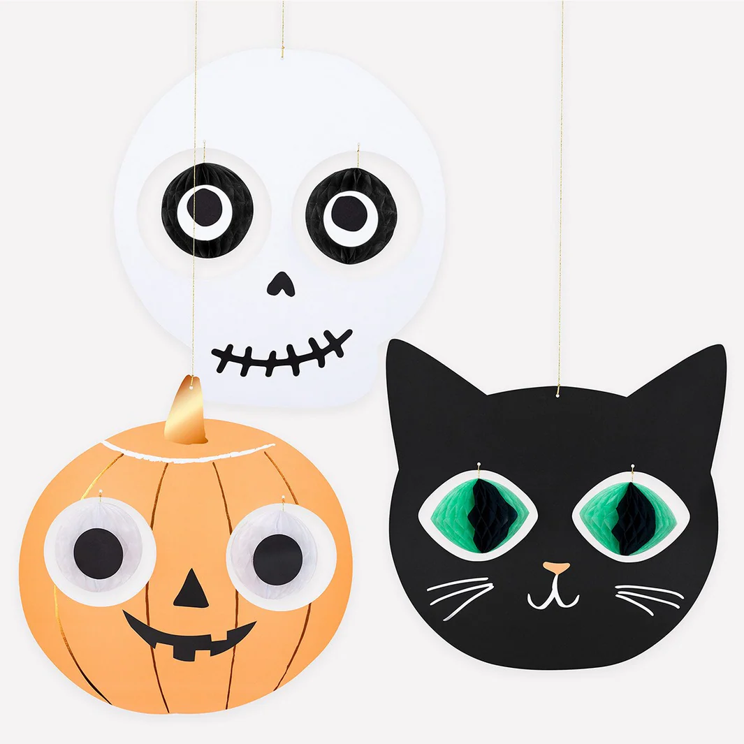 Halloween Heads Hanging Decorations (x3) - Image 2