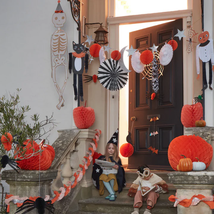 Halloween Honeycomb Shapes Garland - Image 4