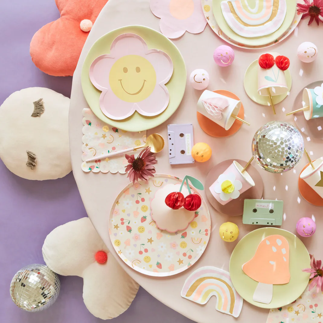 Happy Face Icons Dinner Plates (pk8) - Image 2