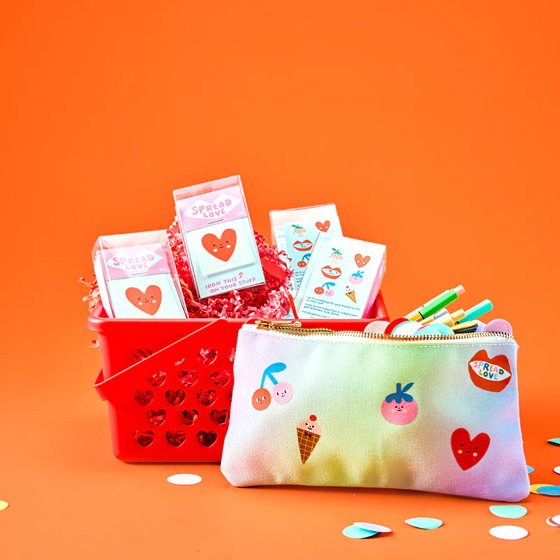 HDP x Suzy Ultman Pack of Love, 6 L'il Something Iron-On Cards - Image 4