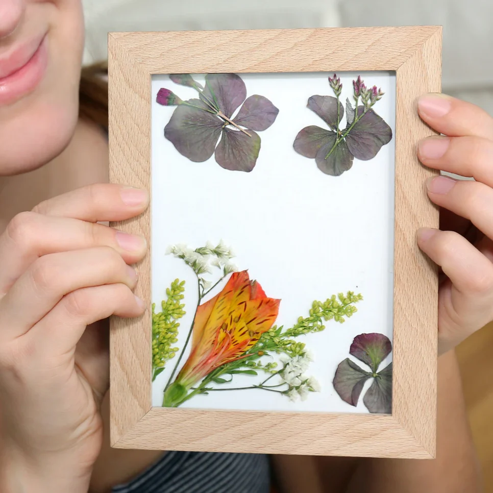 Huckleberry Make Your Own Pressed Flower Frame Art - Image 4