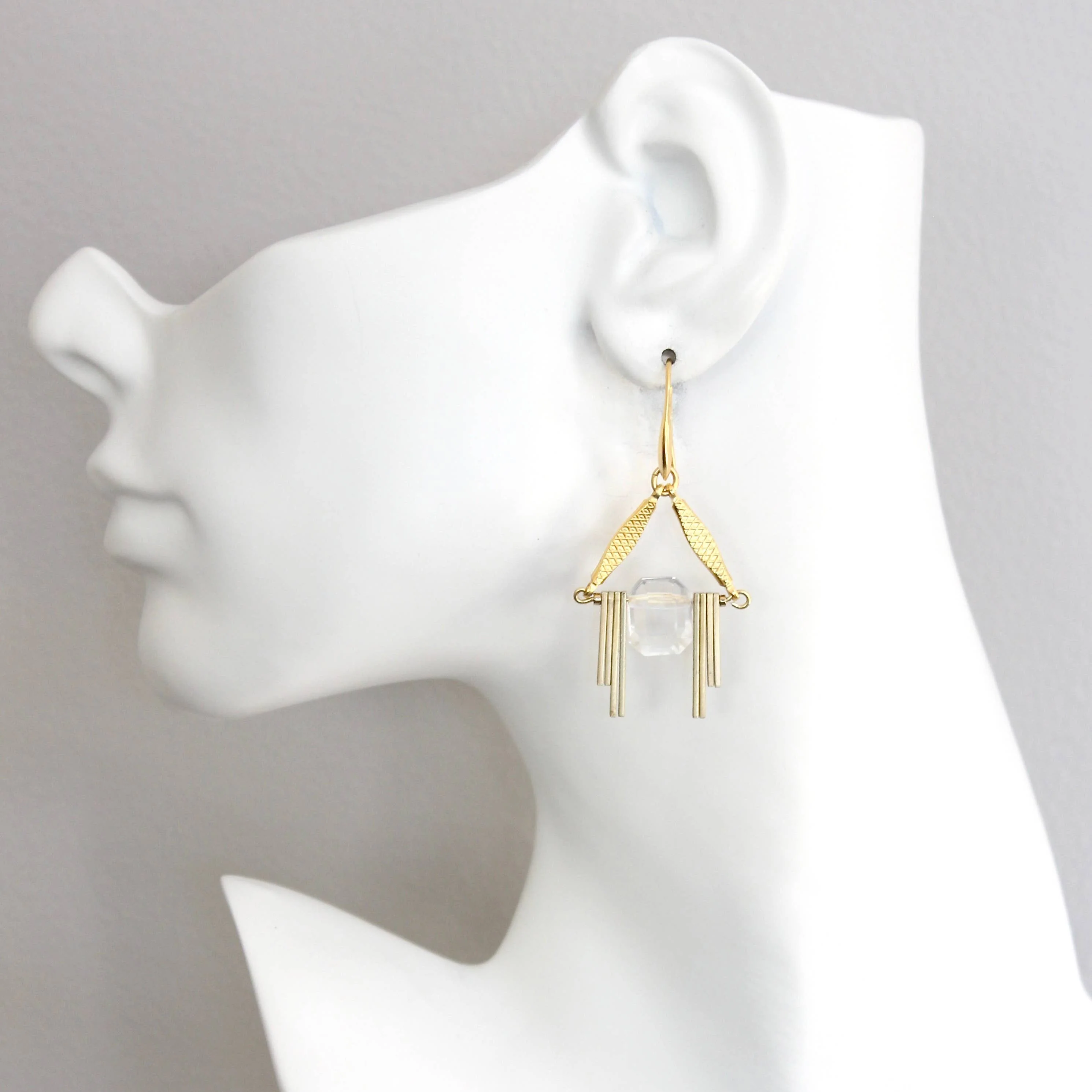 Acrylic & brass geometric earrings - Image 4