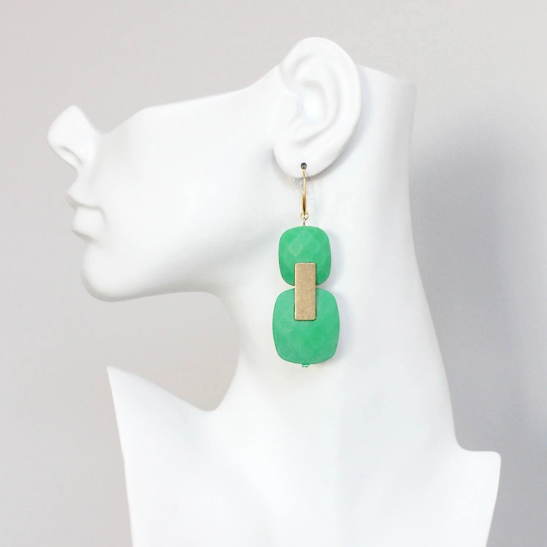 green geometric earrings - Image 3