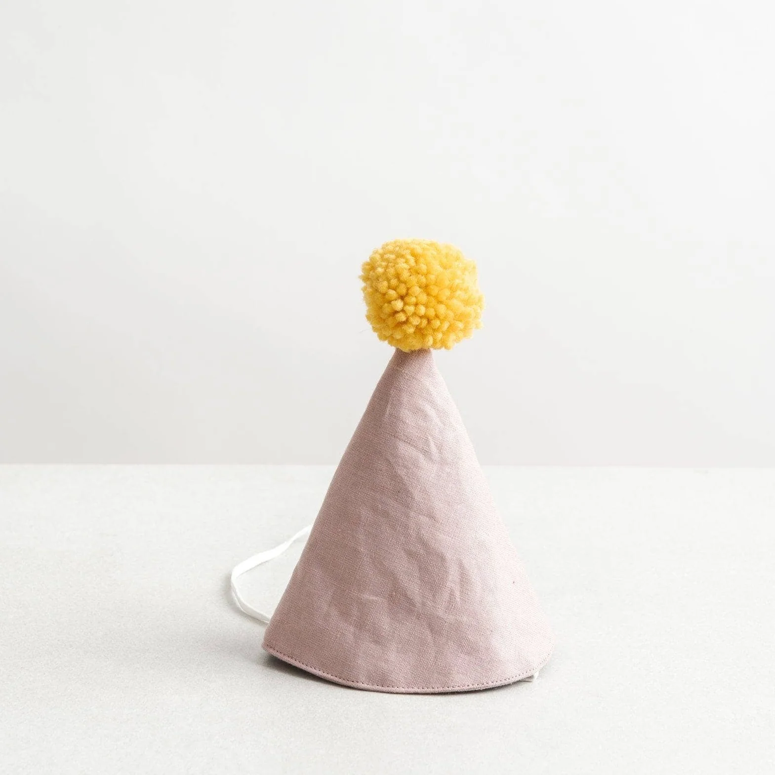 Linen Birthday hat - Image 3