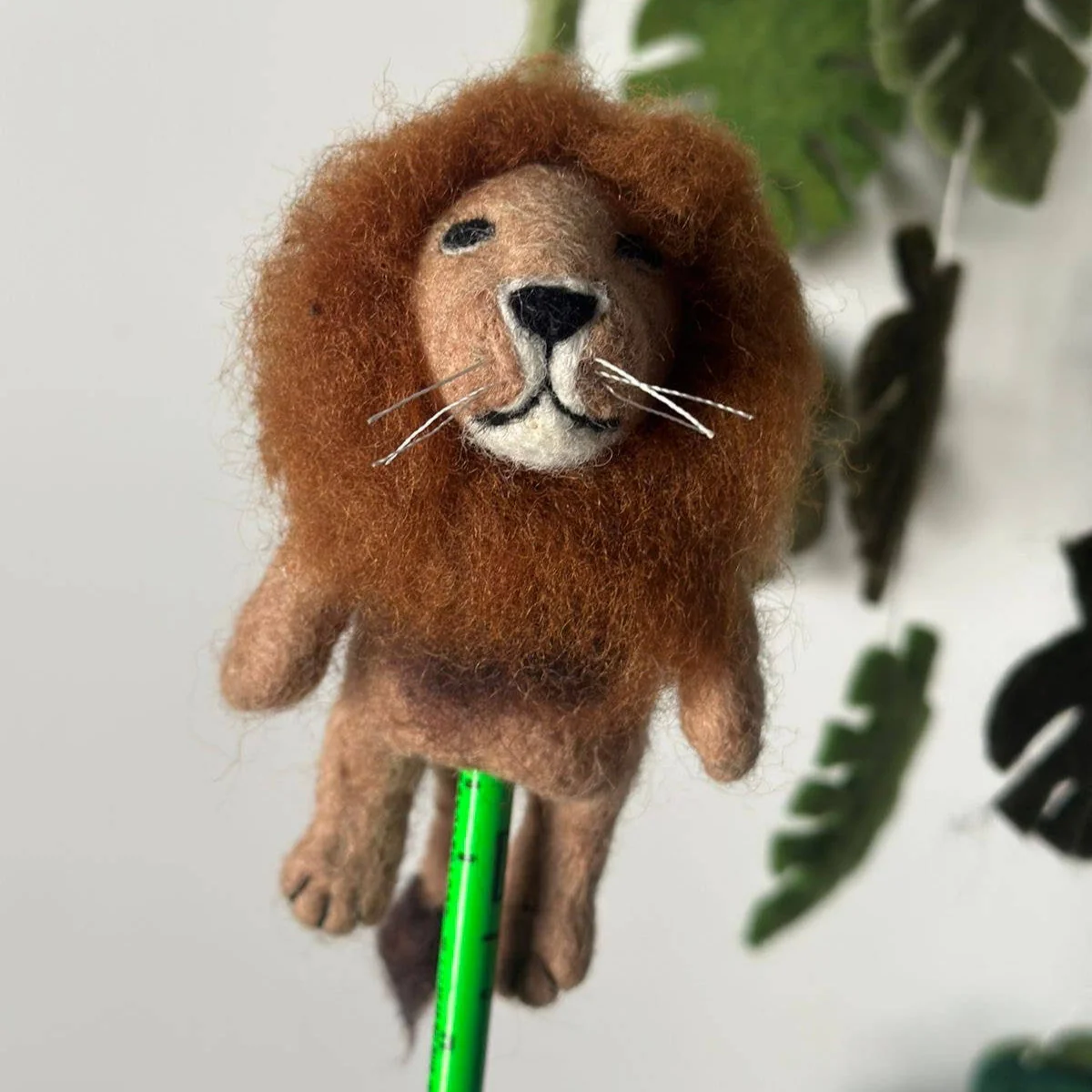 Lion Finger Puppet - Image 2