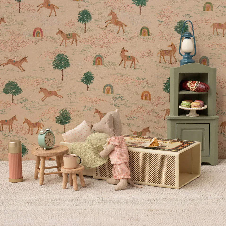 Little sister mouse in matchbox - Image 3