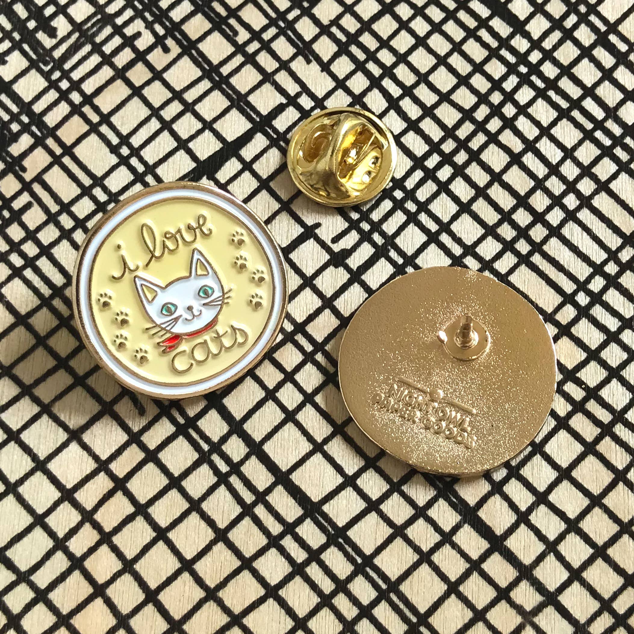 Love Cats Enamel Pin - Image 3
