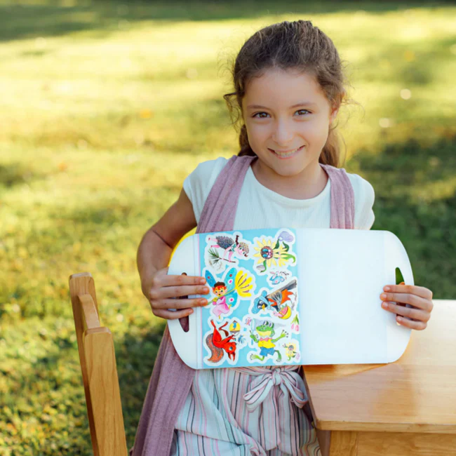 Magical Creatures Shiny Sticker Book - Image 3