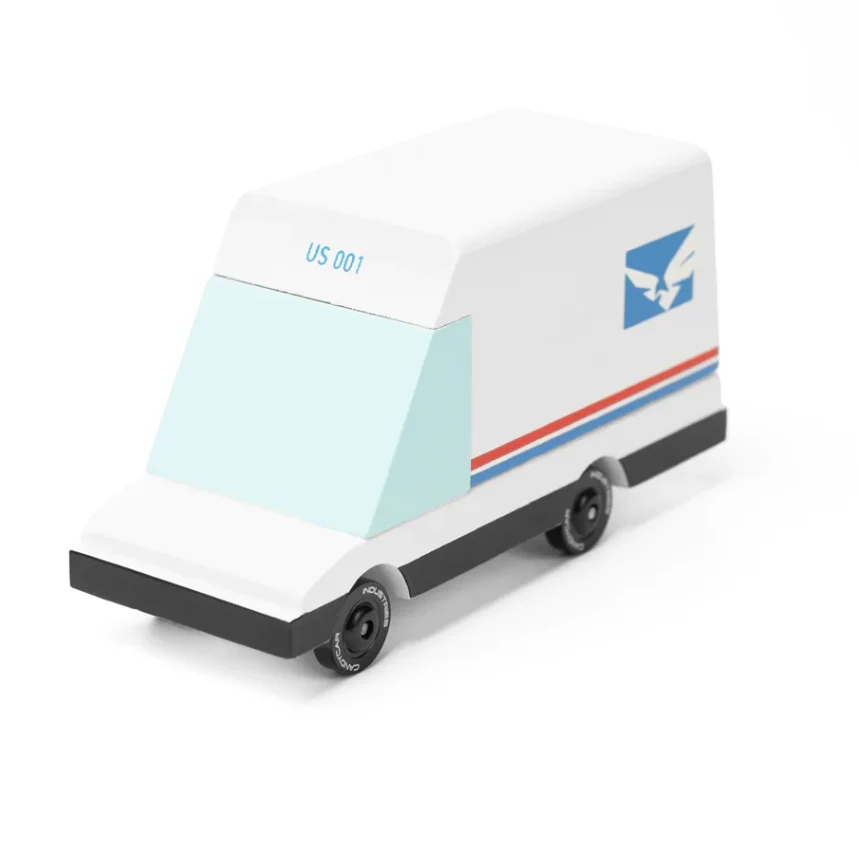 Futuristic Mail Van - Image 2