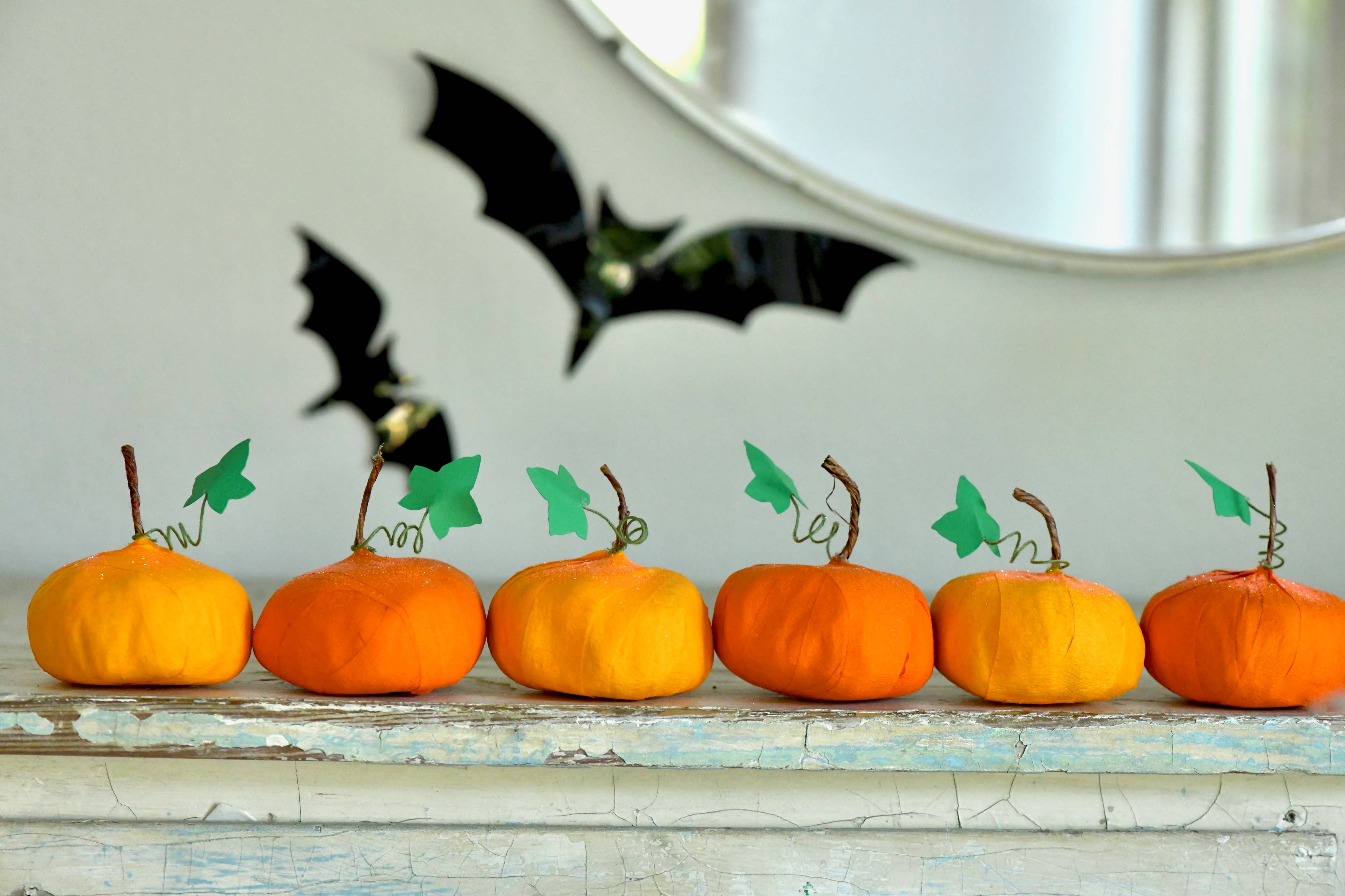 Mini Surprise Ball - Bibbidi-Bobbidi-Boo Pumpkin - Image 2