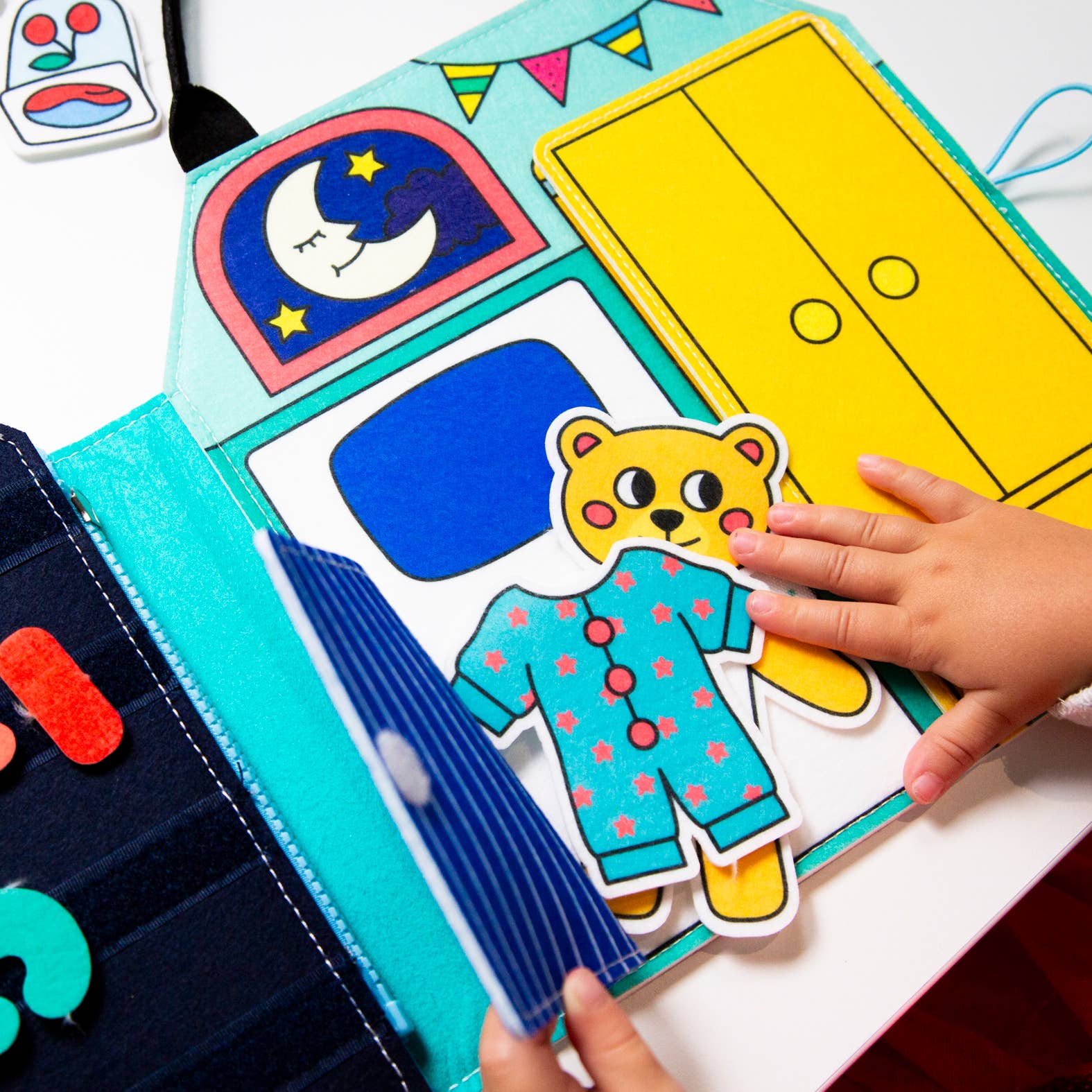Montessori Play Kit - My Day - Image 3