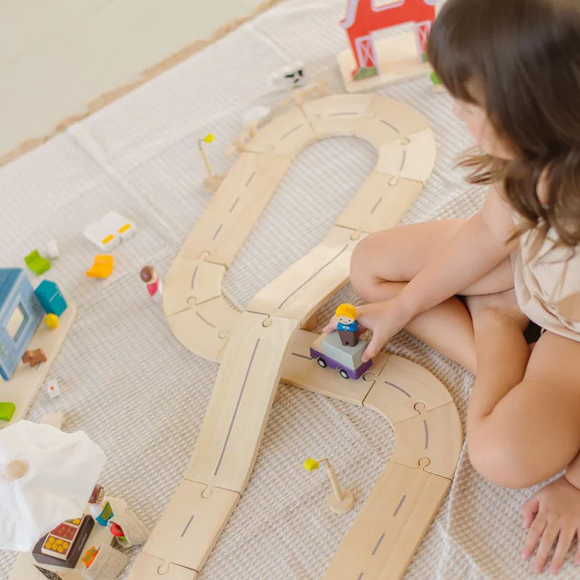 My Little Neighborhood Roadway Playset - Image 4