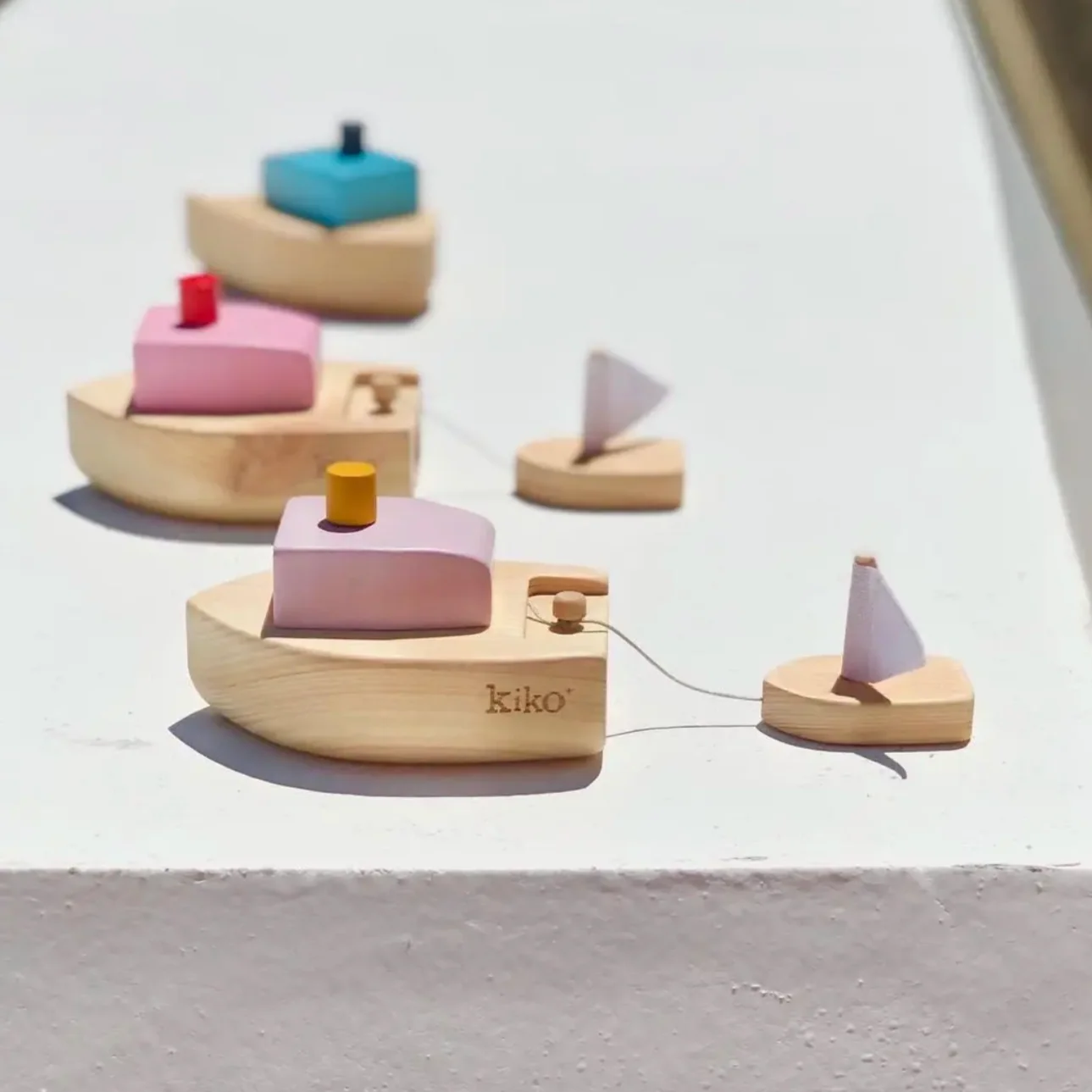 Ofune Wind-Up Boat -blue - Image 3