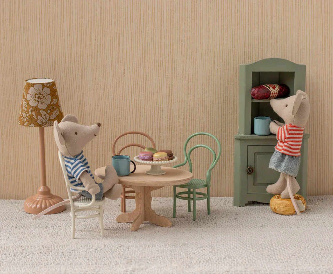Oval dining table for Mouse - Nature - Image 3