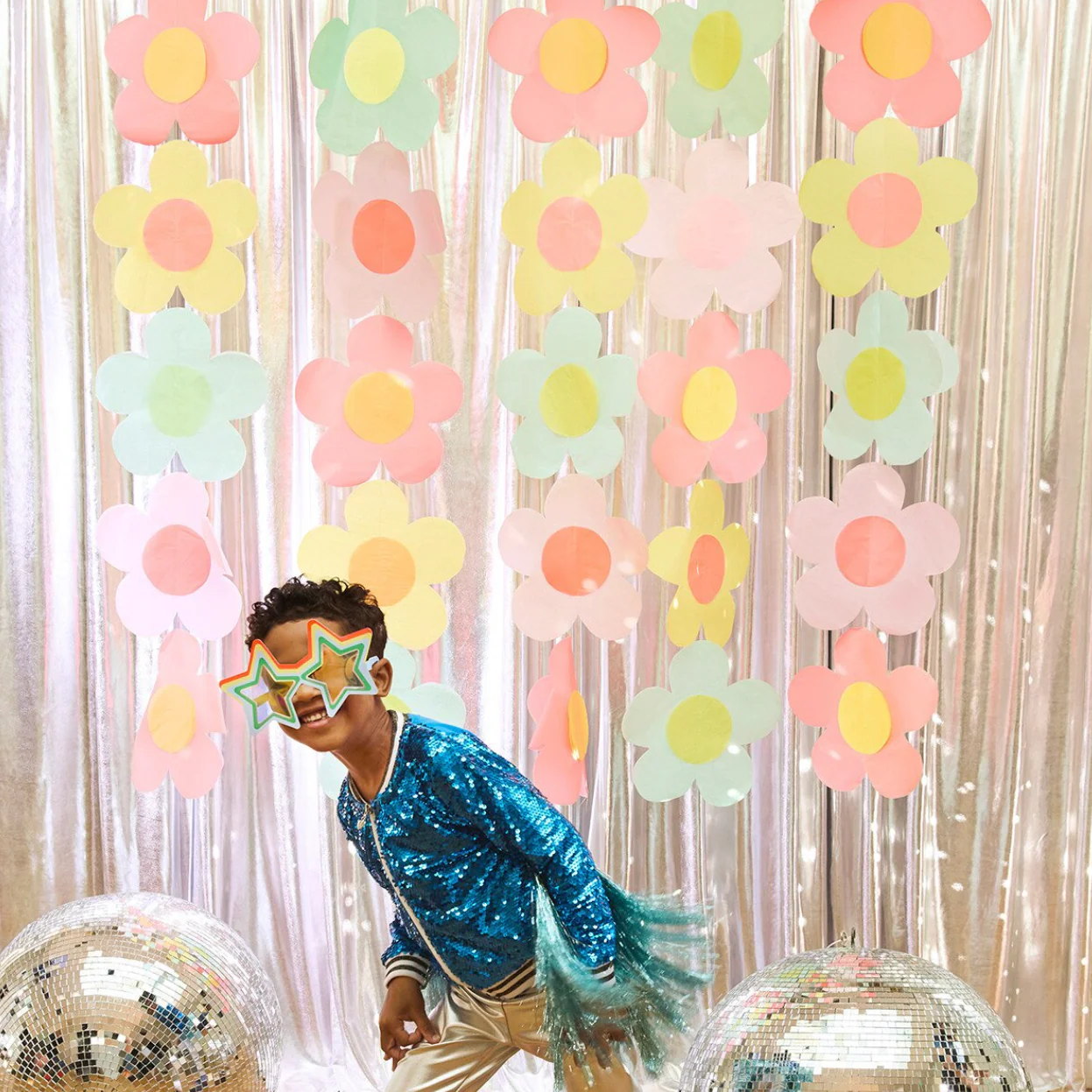 Paper Flower Backdrop - Image 2