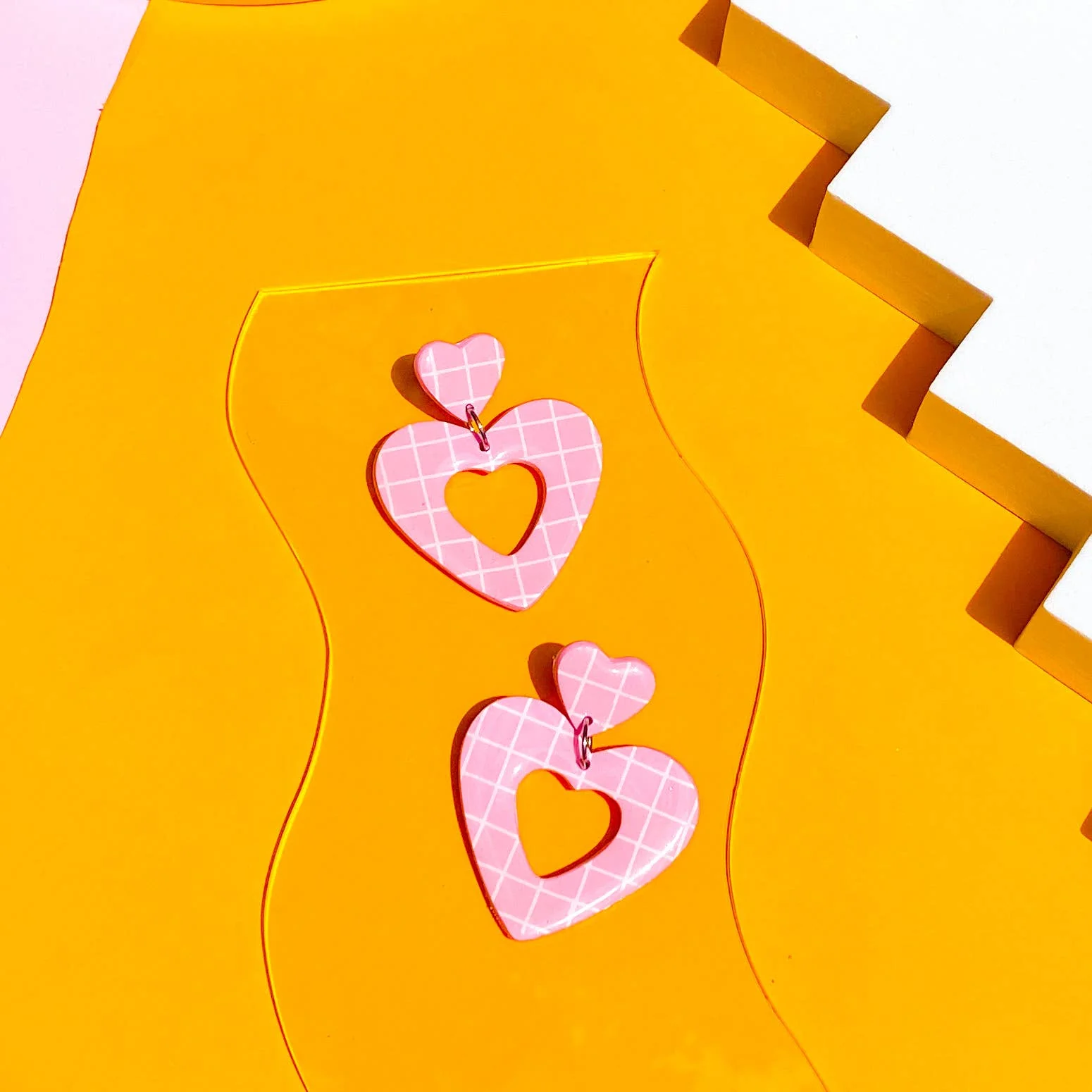 Heart Dangle Earrings in Pink and White Grid - Image 2
