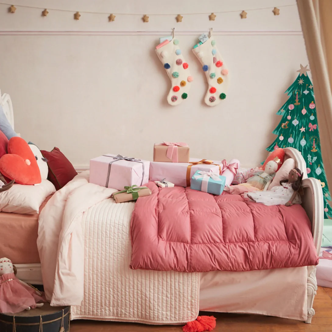 Pom Pom Stocking - Image 3